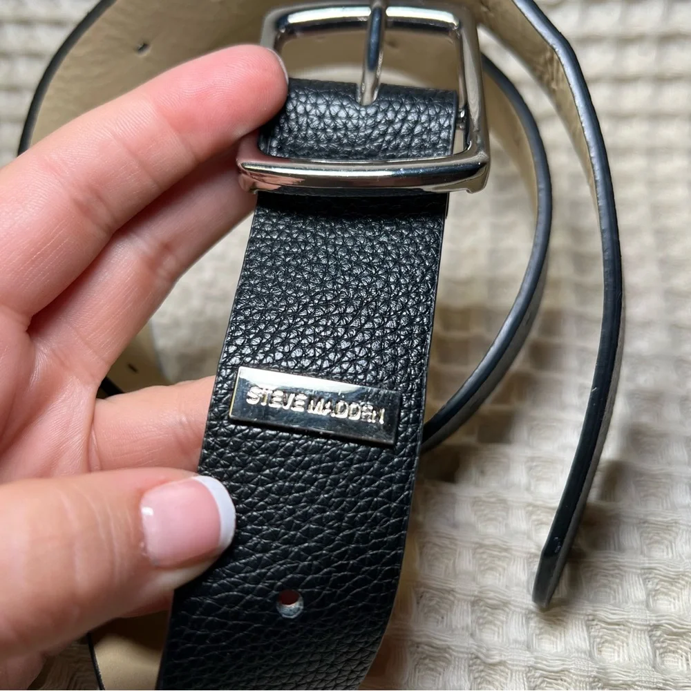 Steve‎ Madden | Men's Medium Black Textured Leather Belt